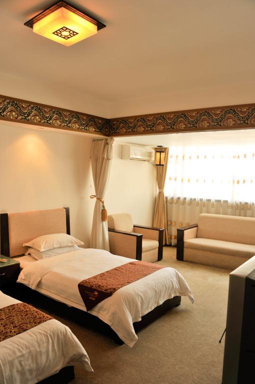 Jiuzhaigou Jinzhulinka Resort Hotel Room photo