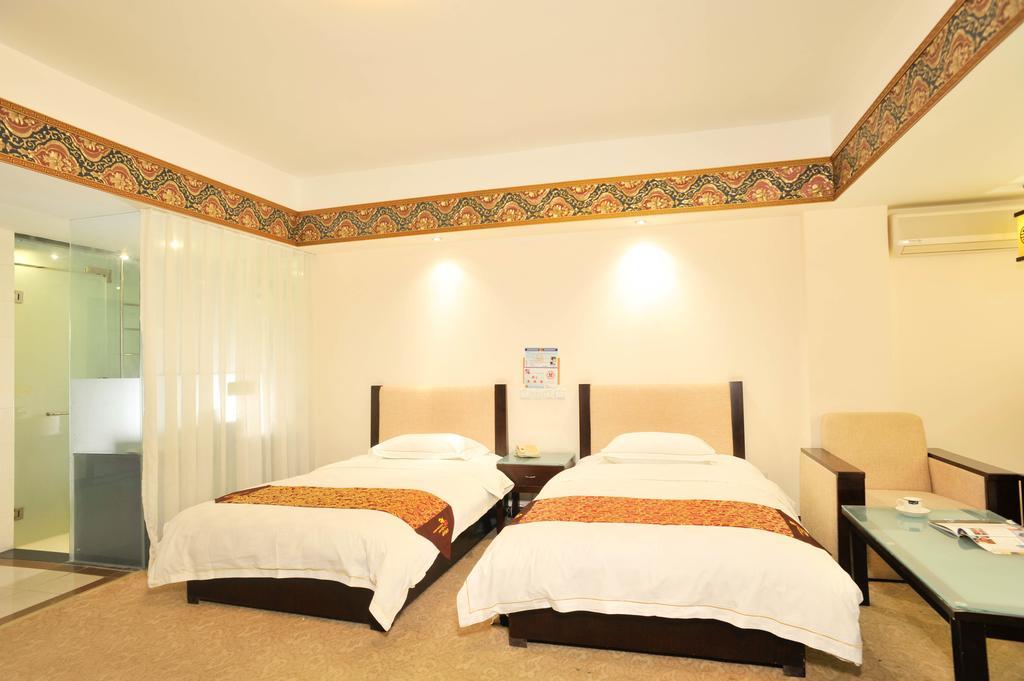 Jiuzhaigou Jinzhulinka Resort Hotel Room photo