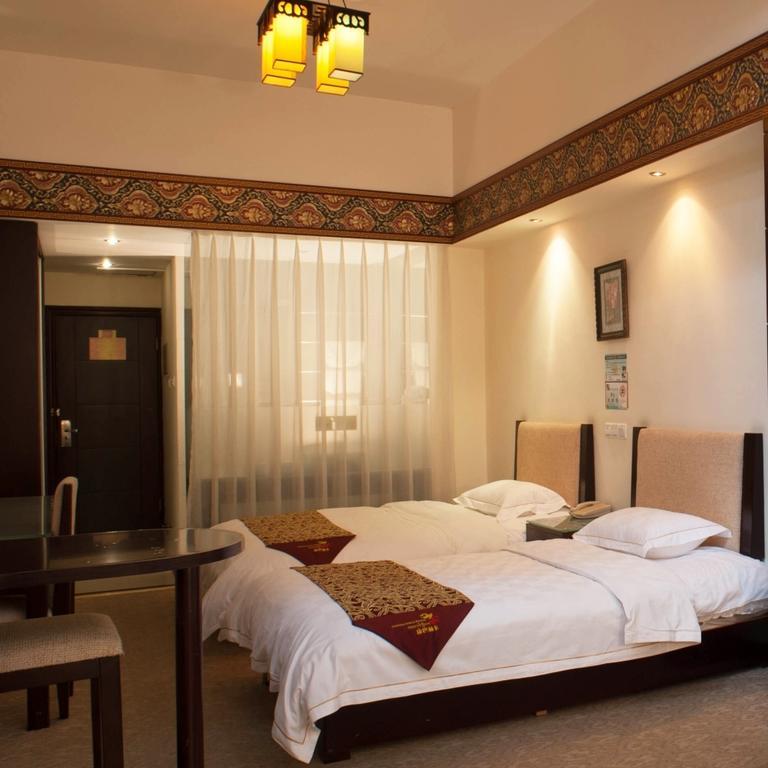 Jiuzhaigou Jinzhulinka Resort Hotel Room photo